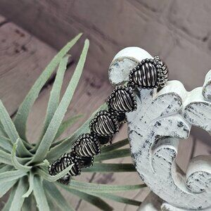 Two Toned Heart Linked Bracelet